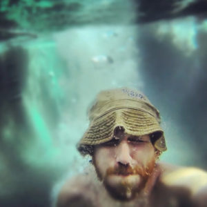 18244AF3-10F3-49D3-9DFD-78D0FFEF1E74