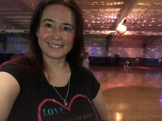 Jessica080806 at roller rink